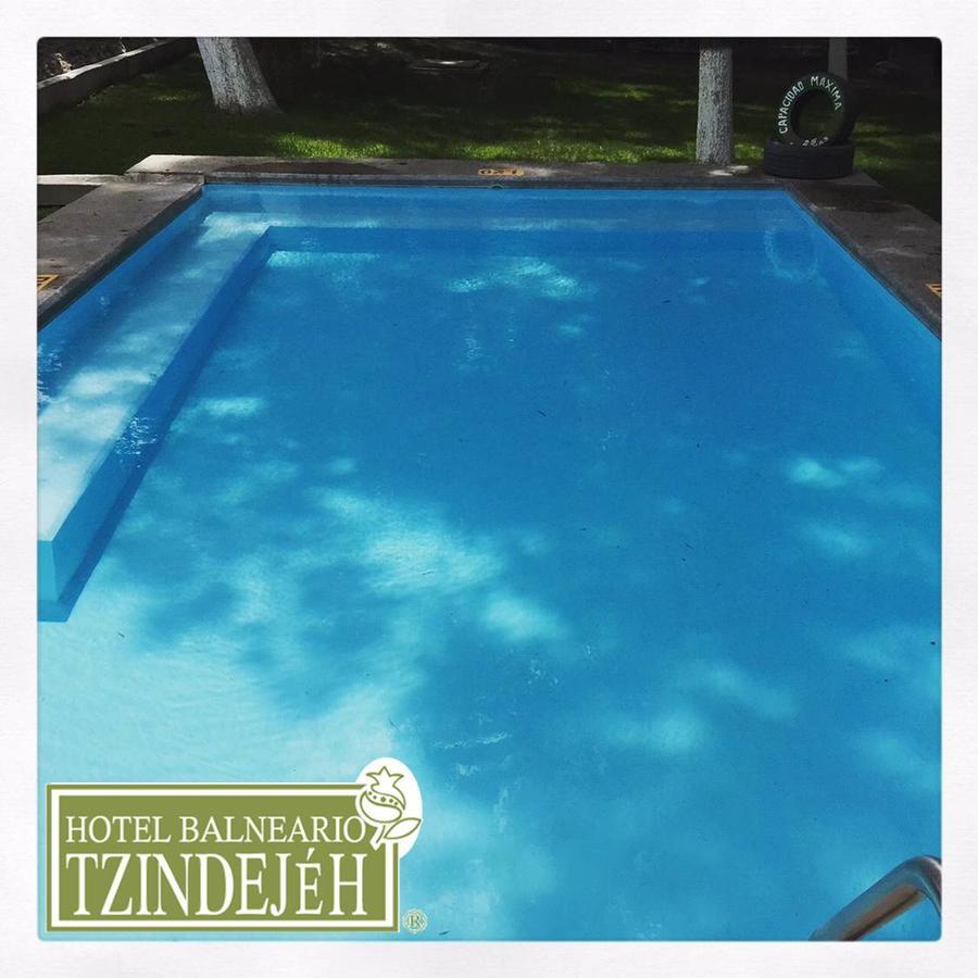 Hotel Balneario Tzindejeh Tasquillo エクステリア 写真